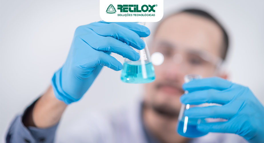 Peróxidos orgânicos e vantagens para indústria química. Descubra na Retilox Química. 